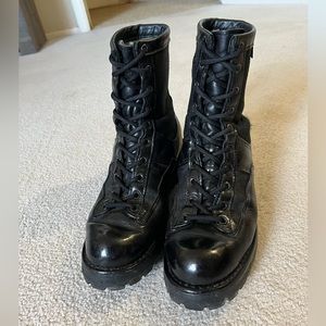 Danner Boots Style Acadia. Men’s Size 8.5 Width D.